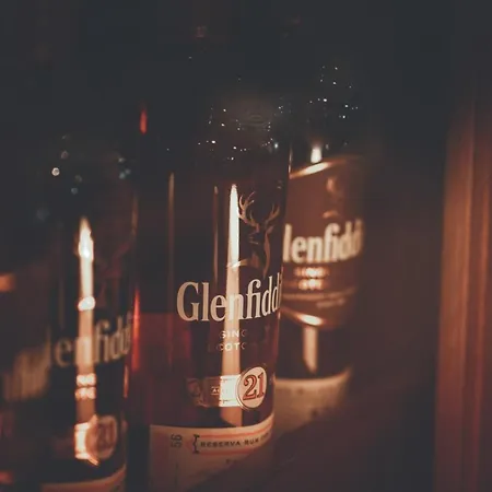 アパートホテル Chrielka リマソール