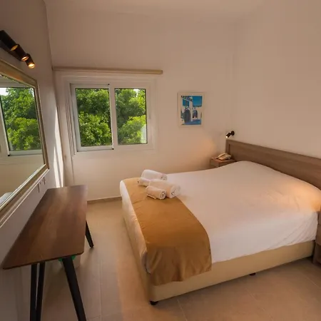 Chrielka リマソール