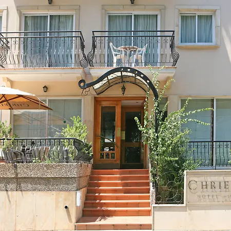 アパートホテル Chrielka