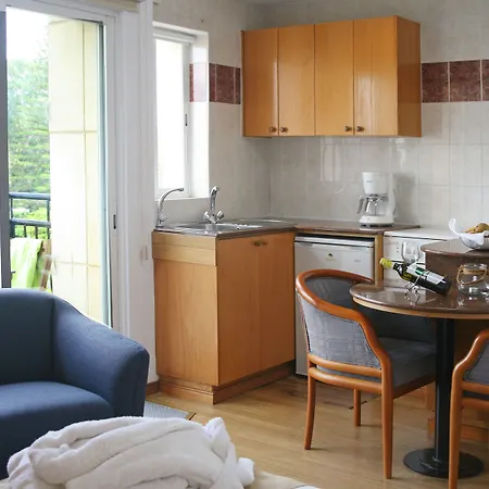 アパートホテル Chrielka 3*