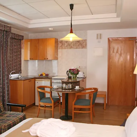 Hotel apartamentowy Chrielka 3*