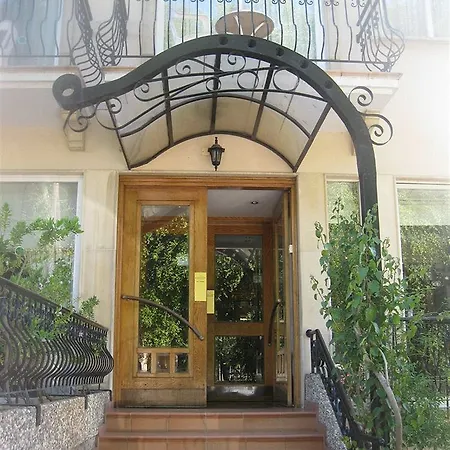 Chrielka Appart hôtel