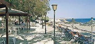 Chrielka Aparthotel 3*