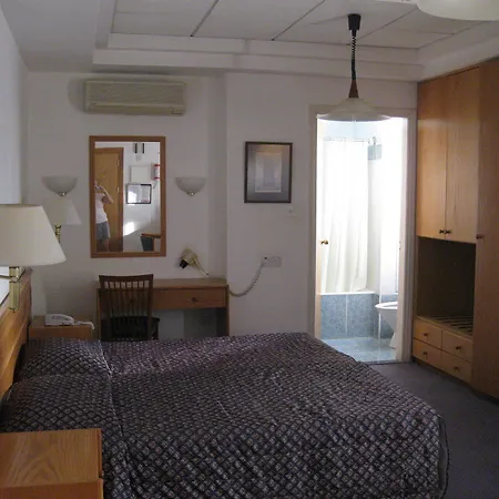 Chrielka Apartmanhotel Limassol
