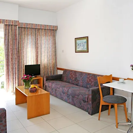 Chrielka Apartmanhotel