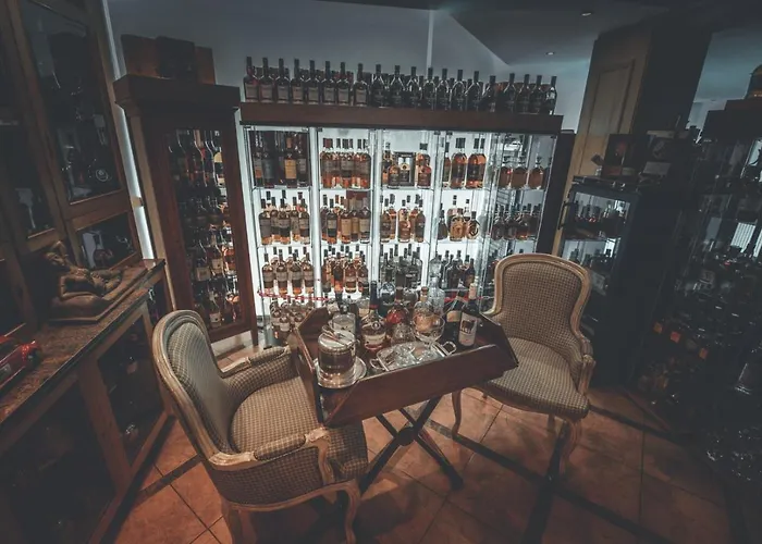 Apartahotel Chrielka 3*