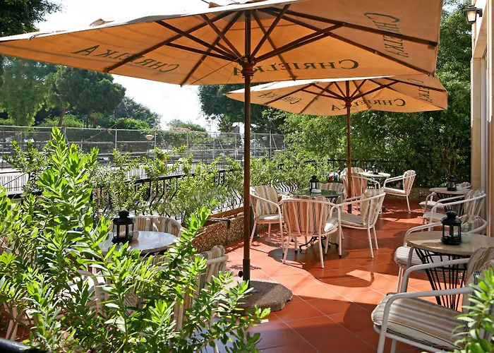 Chrielka Apartahotel Limassol