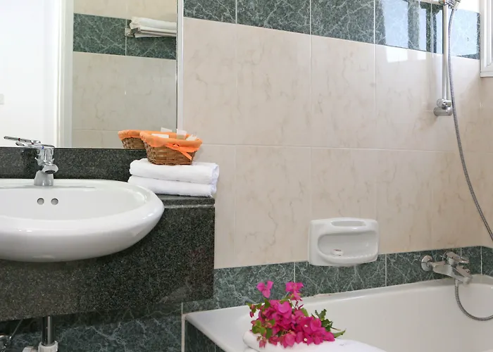 Apartahotel Chrielka Limassol