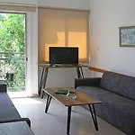 Chrielka Hotel apartamentowy 3*